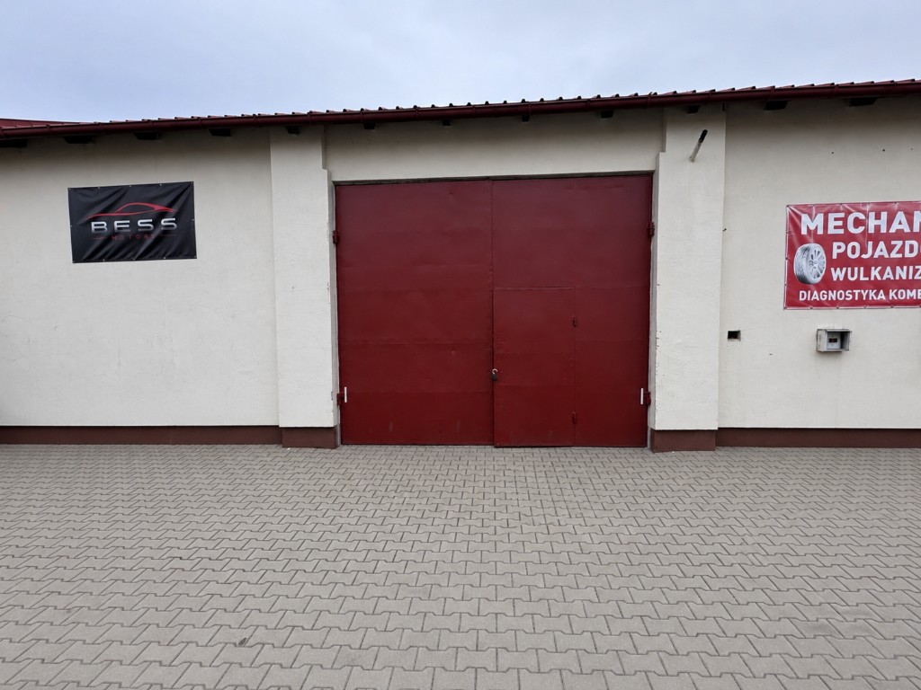 Fasada warsztatu BESS MOTORS
